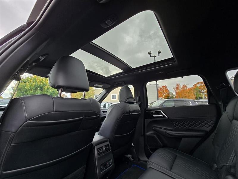 mitsubishi Outlander rechargeable 2024 - 13