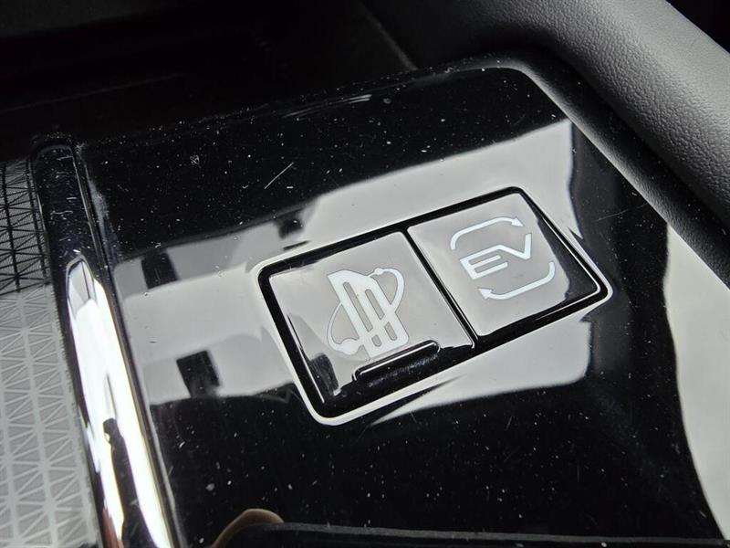 mitsubishi Outlander rechargeable 2024 - 30