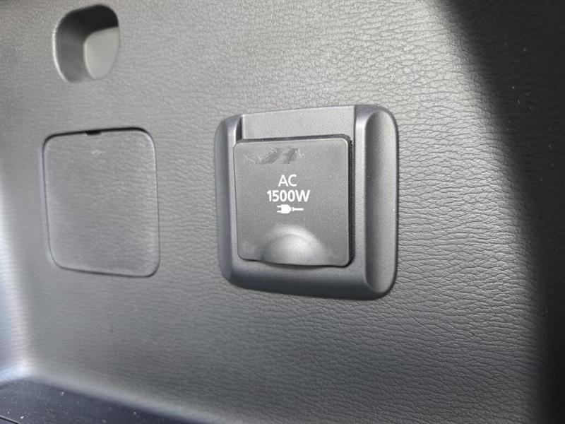 mitsubishi Outlander rechargeable 2024 - 12