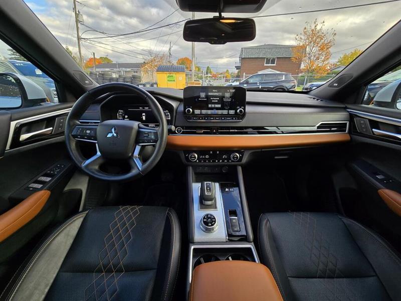 mitsubishi Outlander rechargeable 2024 - 16