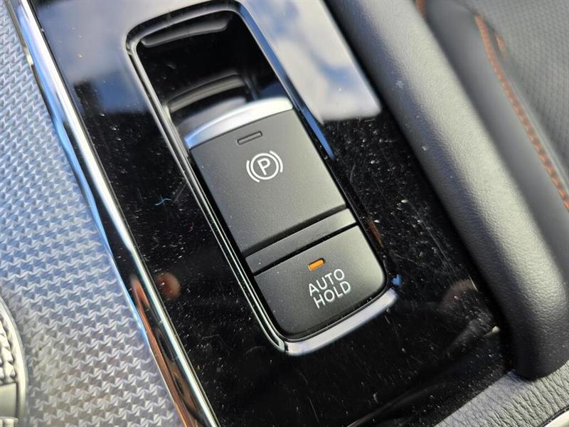 mitsubishi Outlander rechargeable 2024 - 31