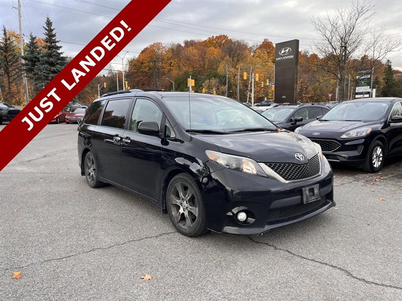 toyota Sienna 2014