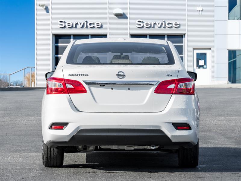 nissan Sentra 2019 - 6