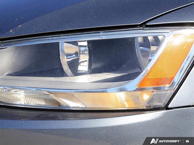 volkswagen Jetta Sedan 2013 - 10