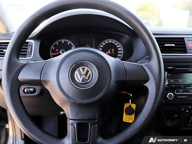 volkswagen Jetta Sedan 2013 - 14