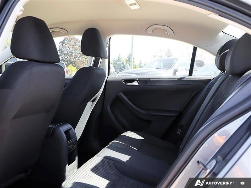 volkswagen Jetta Sedan 2013 - 24