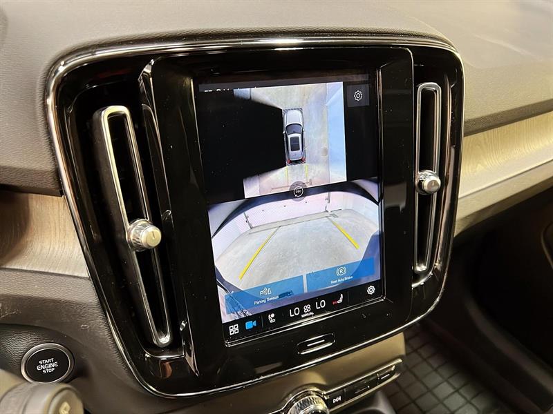 volvo XC40 2024 - 17