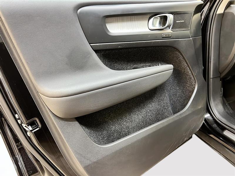 volvo XC40 2024 - 23