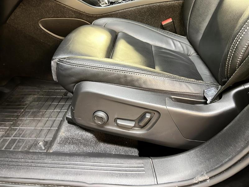 volvo XC40 2024 - 24