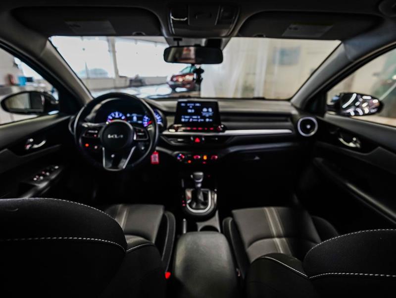 kia Forte5 2022 - 15