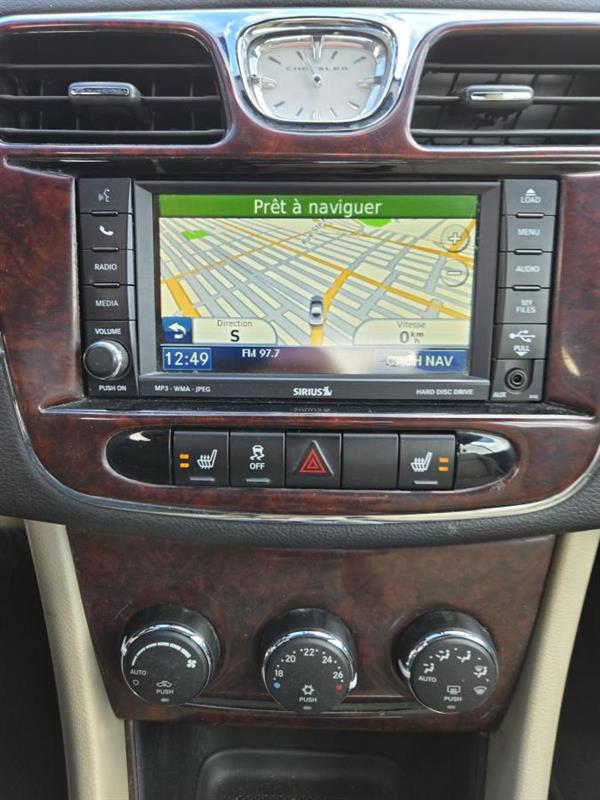 chrysler 200 2011 - 21