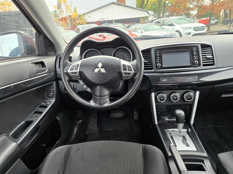 mitsubishi Lancer 2017 - 14