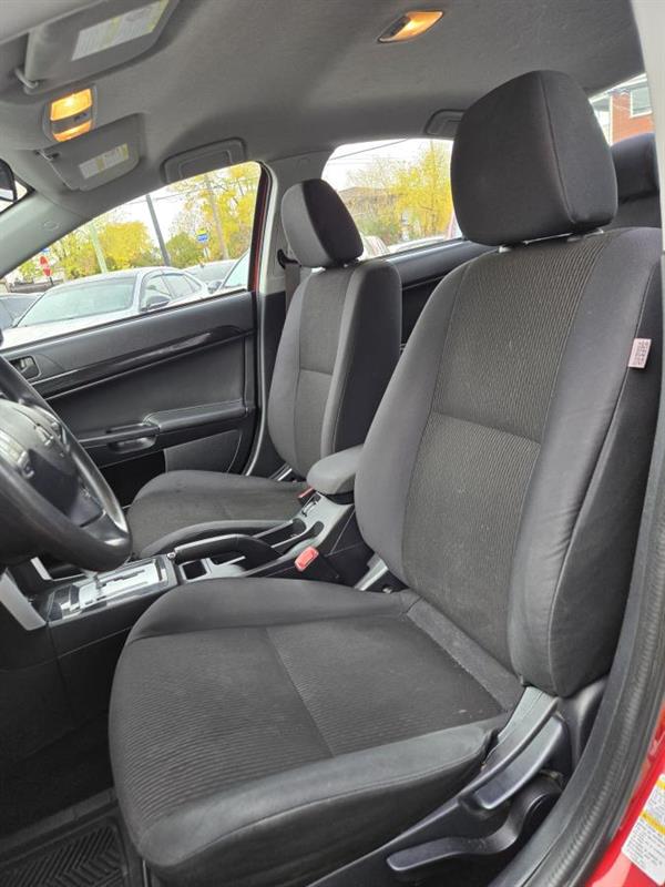 mitsubishi Lancer 2017 - 16