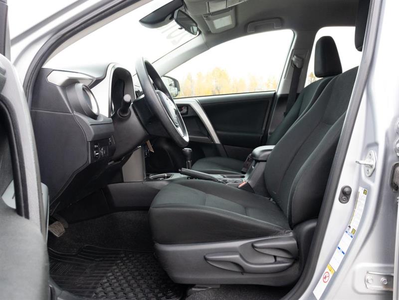 toyota RAV4 2018 - 11