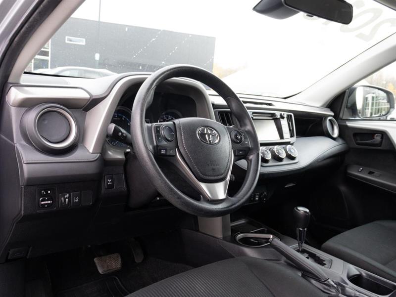 toyota RAV4 2018 - 12