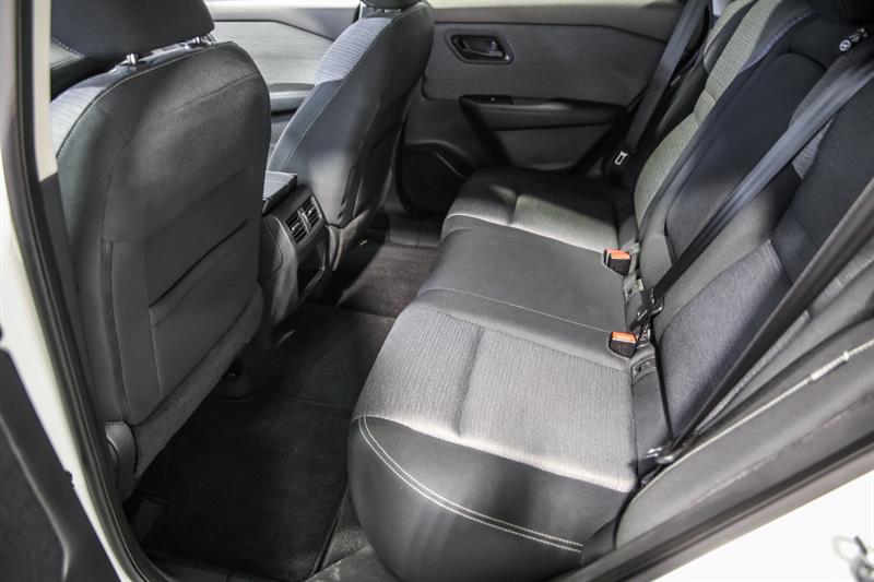 nissan Rogue 2021 - 23