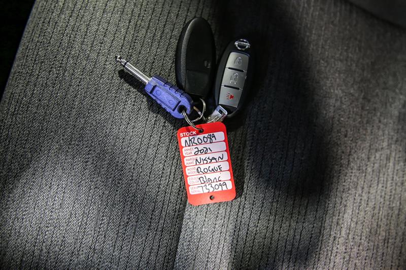 nissan Rogue 2021 - 28