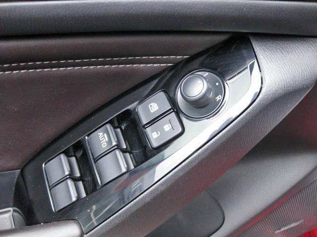 mazda Mazda3 2018 - 9