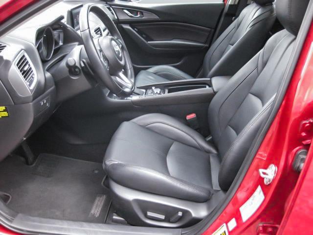 mazda Mazda3 2018 - 11