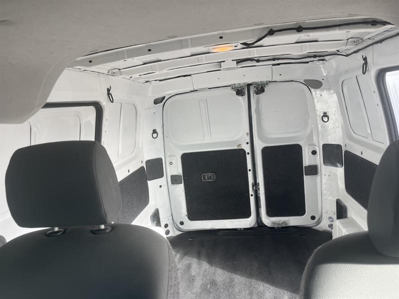 nissan Cargo 2020 - 11