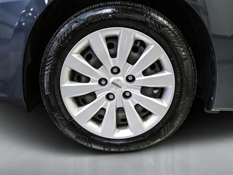 nissan Sentra 2017 - 9