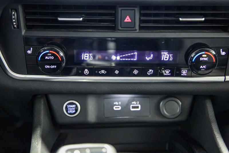 nissan Rogue 2021 - 24