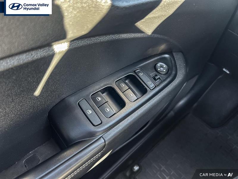 hyundai Venue 2022 - 26