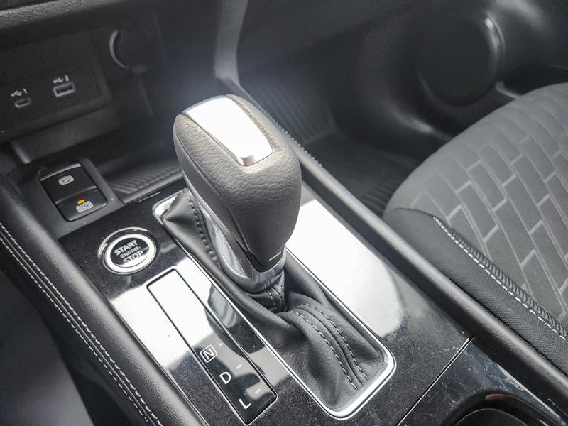 nissan Kicks Play 2025 - 18