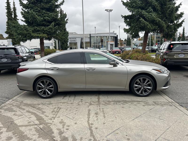 lexus ES 2019 - 8