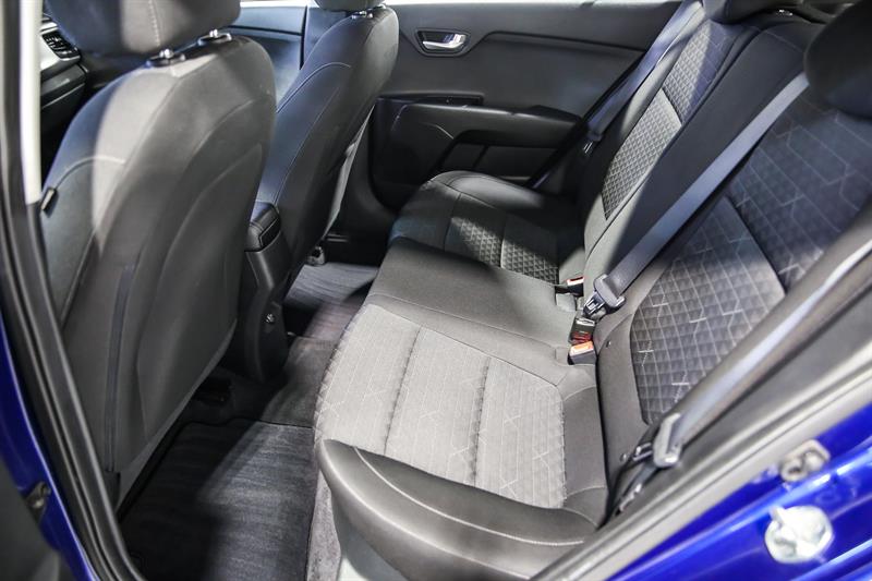 kia Rio 5 portes 2021 - 24
