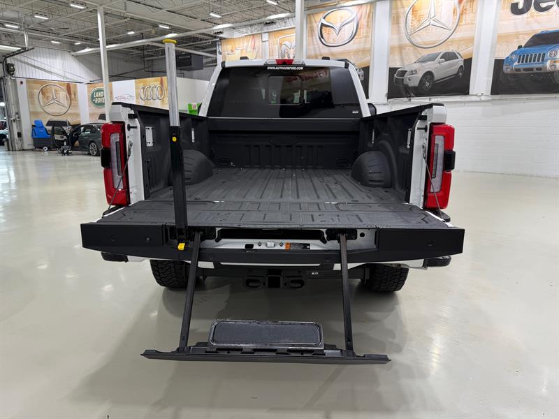 ford F-250 2023 - 13
