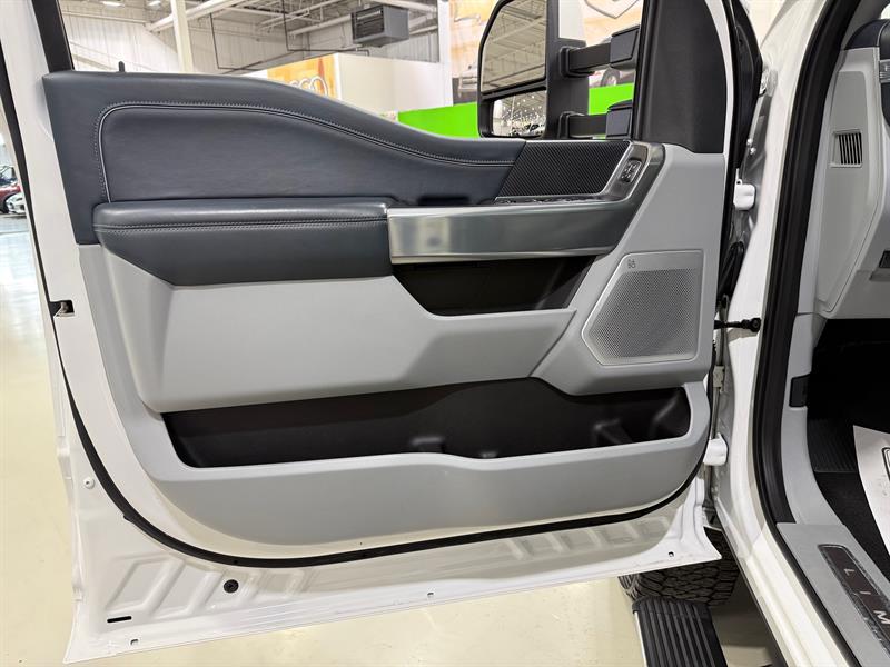 ford F-250 2023 - 28