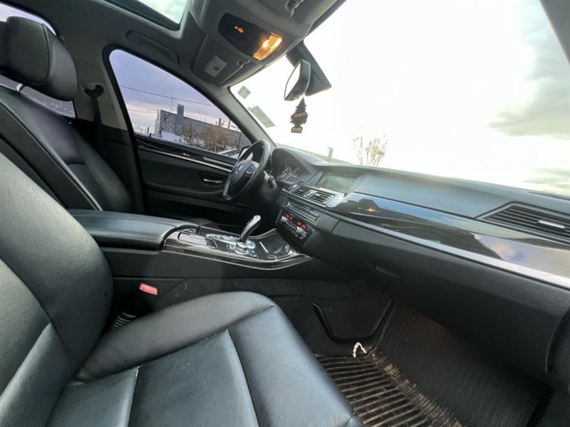 bmw 5 Series 2013 - 30