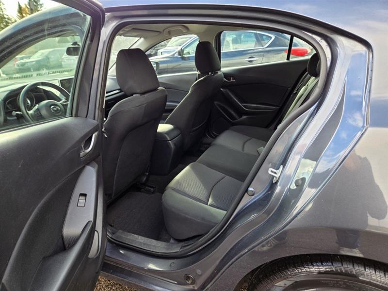 mazda Mazda3 2015 - 13