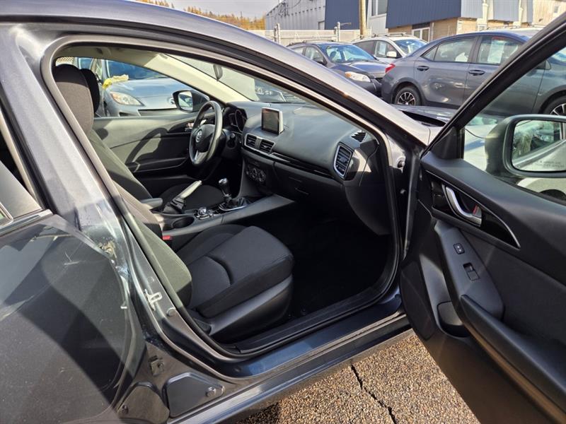 mazda Mazda3 2015 - 18