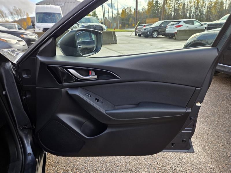 mazda Mazda3 2015 - 21