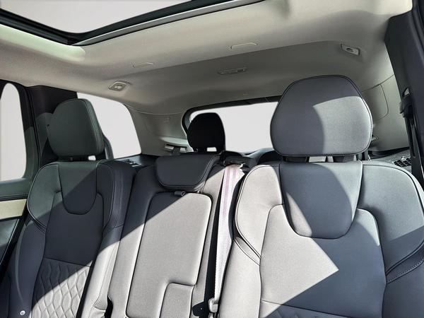 volvo XC90 2025 - 10