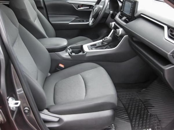 toyota RAV4 2021 - 24