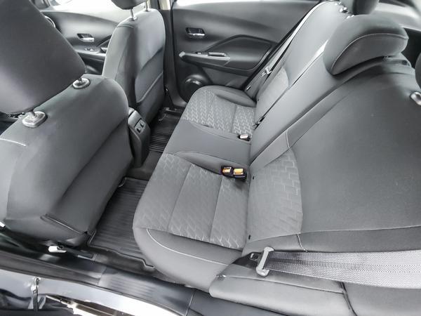 nissan Kicks Play 2025 - 16