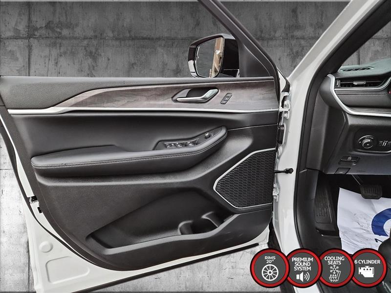 jeep Grand Cherokee 2025 - 11