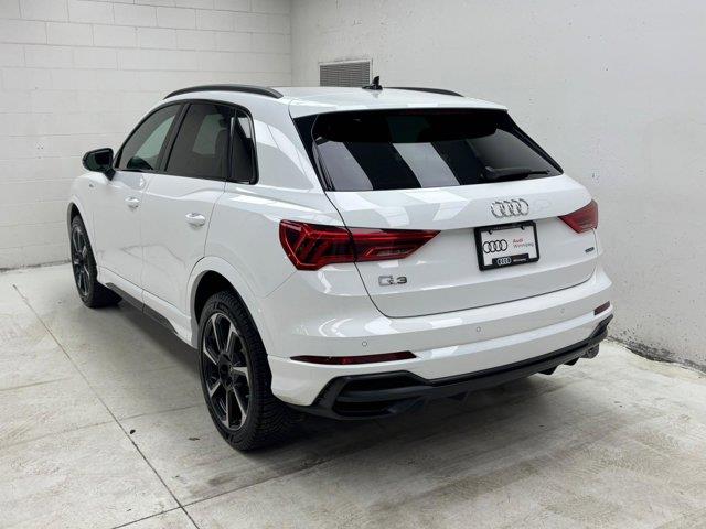 audi Q3 2021 - 3