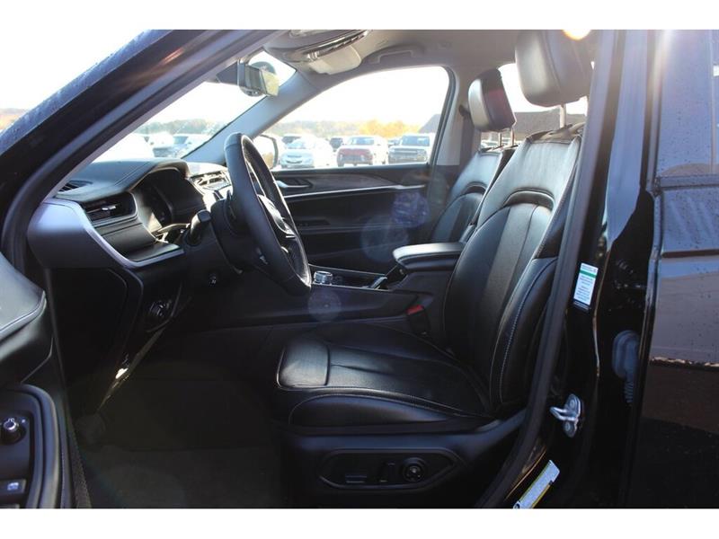 jeep Grand Cherokee 2023 - 13