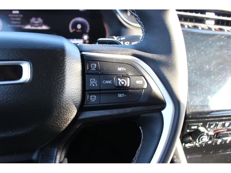 jeep Grand Cherokee 2023 - 26