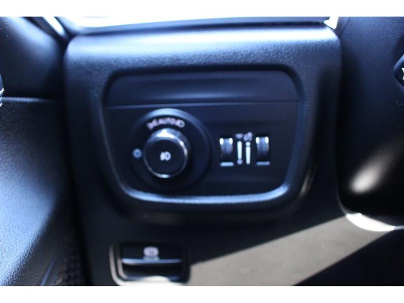 jeep Grand Cherokee 2023 - 30