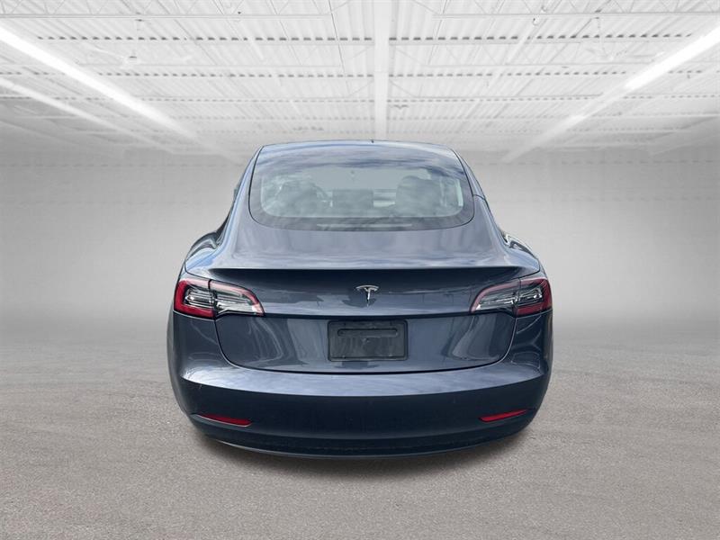 tesla Model 3 2023 - 7