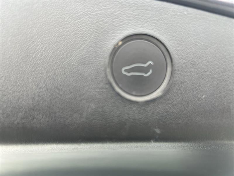 tesla Model 3 2023 - 10