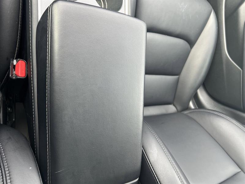 tesla Model 3 2023 - 24