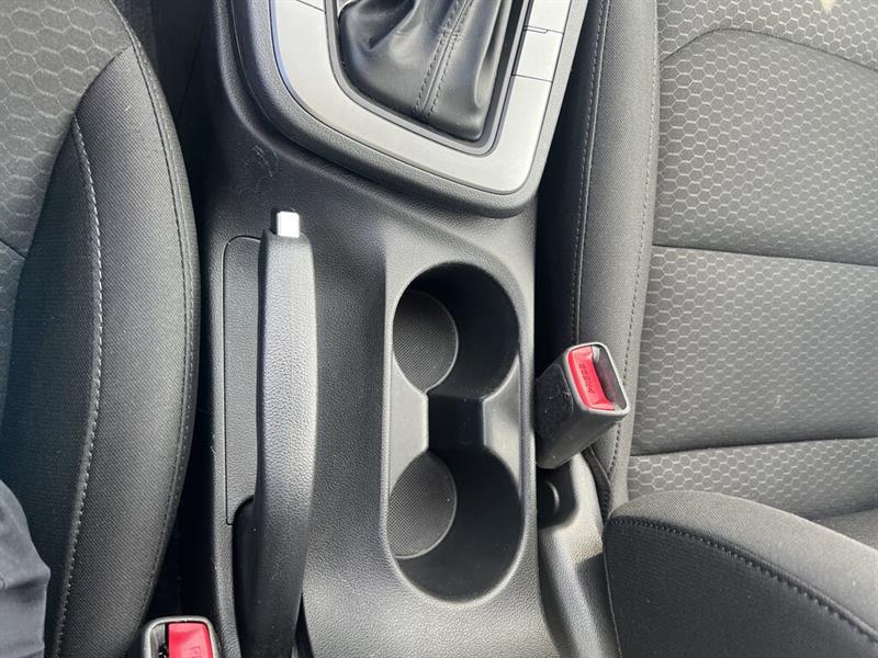 hyundai Elantra 2020 - 18