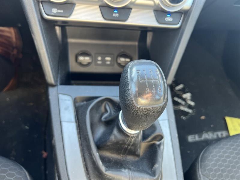 hyundai Elantra 2019 - 14