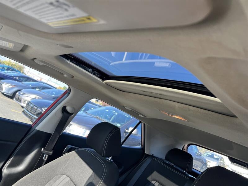 hyundai Venue 2021 - 24